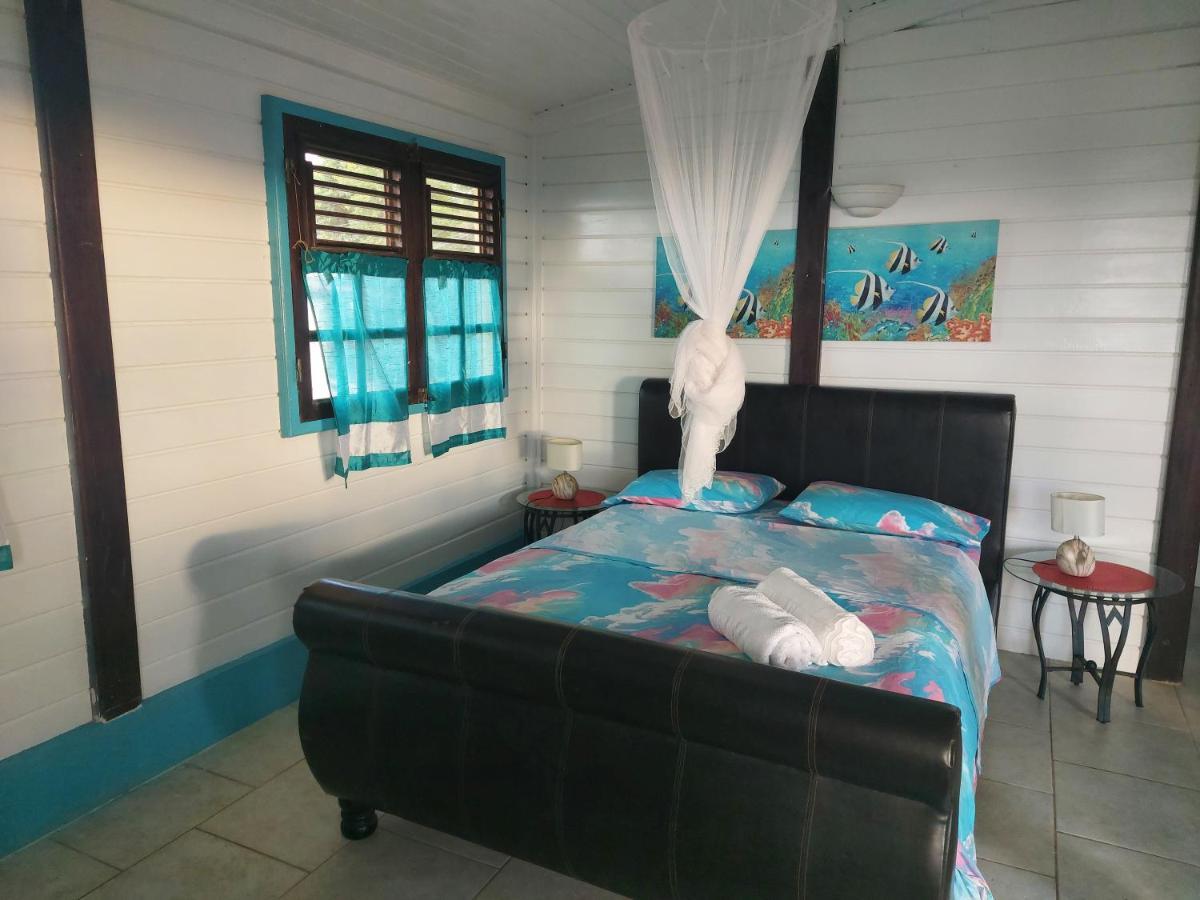 Amazing Beach View Apartments كاسترايْزْ المظهر الخارجي الصورة