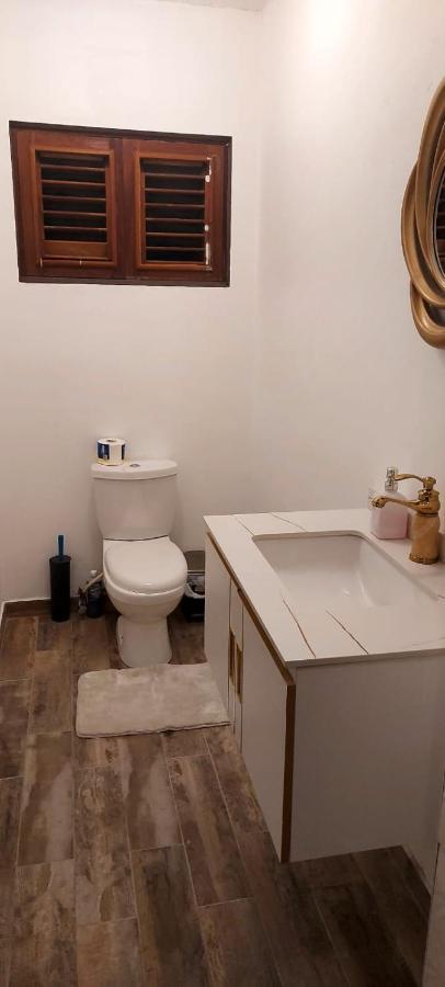 Amazing Beach View Apartments كاسترايْزْ المظهر الخارجي الصورة
