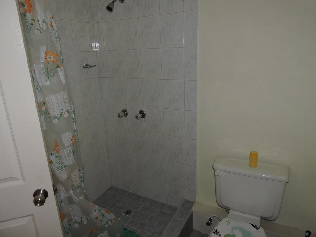 Amazing Beach View Apartments كاسترايْزْ المظهر الخارجي الصورة