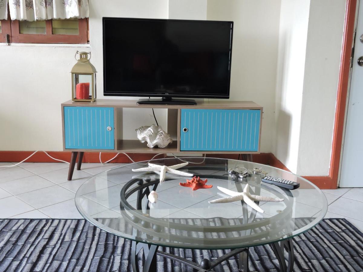 Amazing Beach View Apartments كاسترايْزْ المظهر الخارجي الصورة